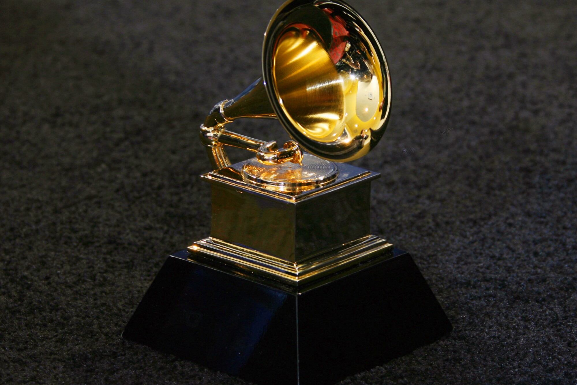 Latin Grammy 2021: Nominados, presentaciones, conductores y premios especiales de la noche de la música