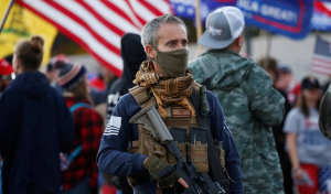 Corte Suprema de EEUU cuestiona el límite del porte de armas por el auge de protestas y violencia en las calles (VIDEO)