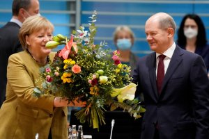 Quién es Olaf Scholz, el nuevo canciller alemán que tiene la durísima tarea de reemplazar a Angela Merkel