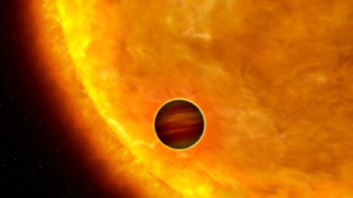 Científicos descubrieron un exoplaneta en el que los años duran 16 horas