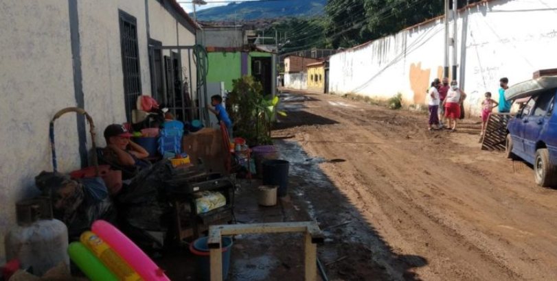 Inundaciones han dejado sin enseres a decenas de familias en Táchira