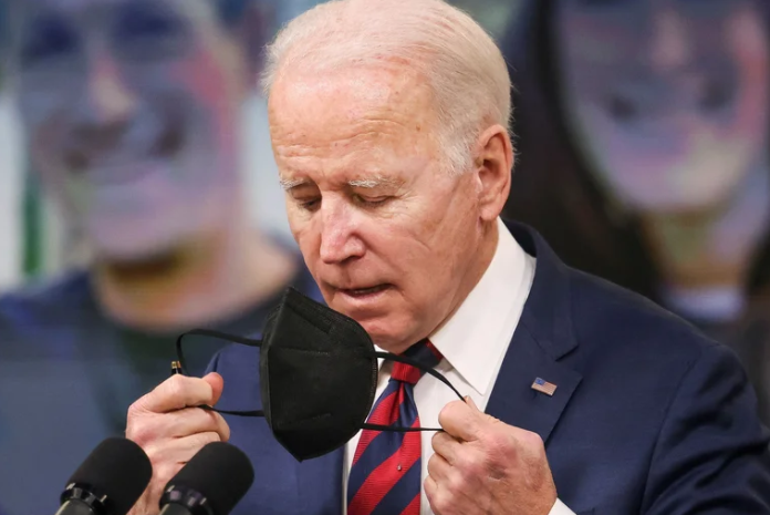 La administración Biden, en problemas: acusan a los demócratas de evitar ampliar las sanciones vigentes sobre Irán