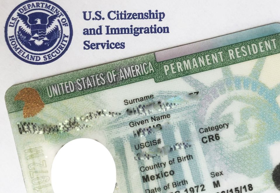 El nuevo beneficio que tendrán inmigrantes que soliciten la “green card”