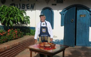 La gastronomía venezolana se despide de un grande: falleció Rúben Santiago, creador del “Pastel de Chucho” (FOTO)