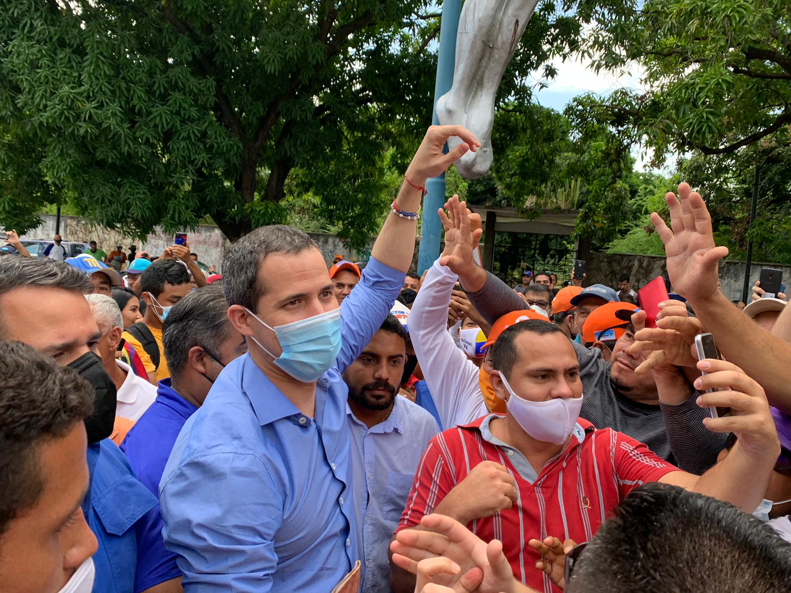 Guaidó: Estamos en Barinas acompañando a nuestra gente en la defensa de su decisión (FOTOS)