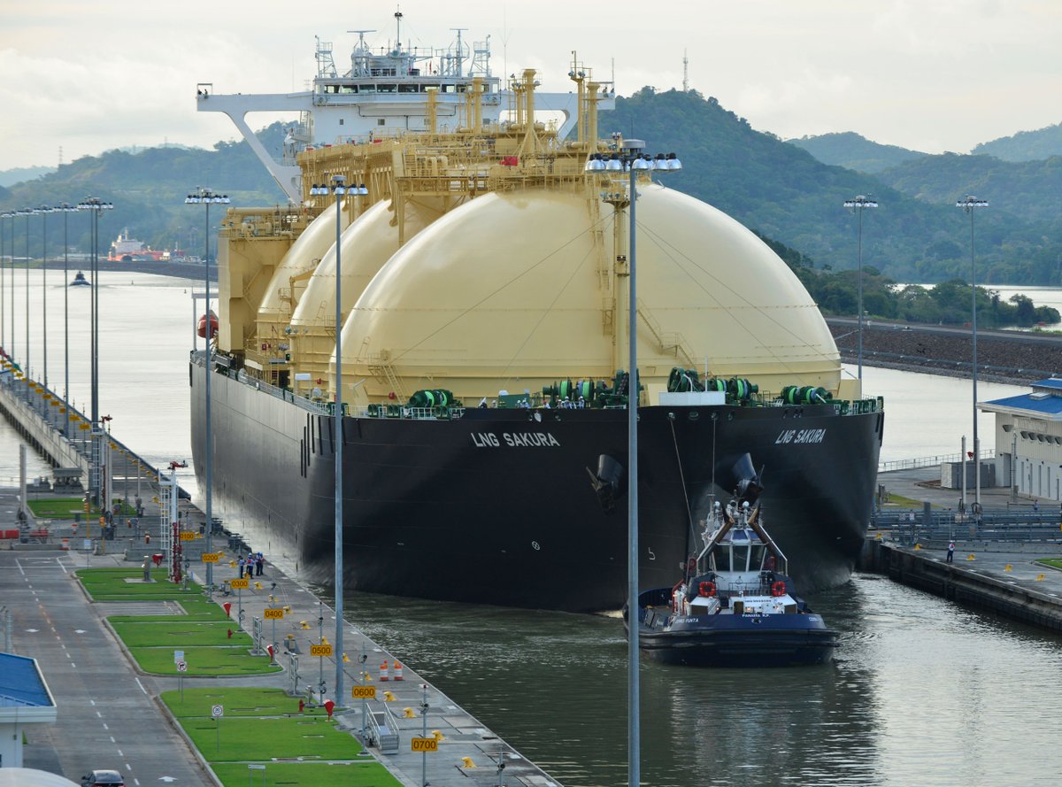 Tránsitos de GNL por el Canal de Panamá caen 30% en diciembre en medio de desvíos al Atlántico