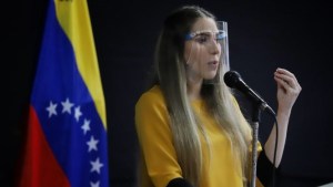 Fabiana Rosales honró a los médicos venezolanos en su día