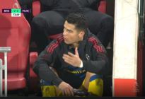 Cristiano Ronaldo estalló de ira tras ser cambiado en victoria del Manchester United (Video)