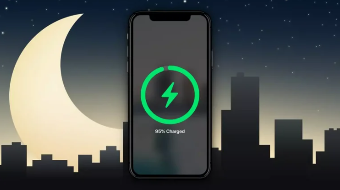 iPhone: mitos y verdades del impacto real al cargar el celular durante la noche