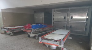 La morgue del hospital de Barcelona se encuentra en precarias condiciones