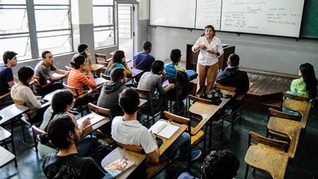 Profesores universitarios de Lara, obligados a abandonar las aulas ante la crisis del sector educativo