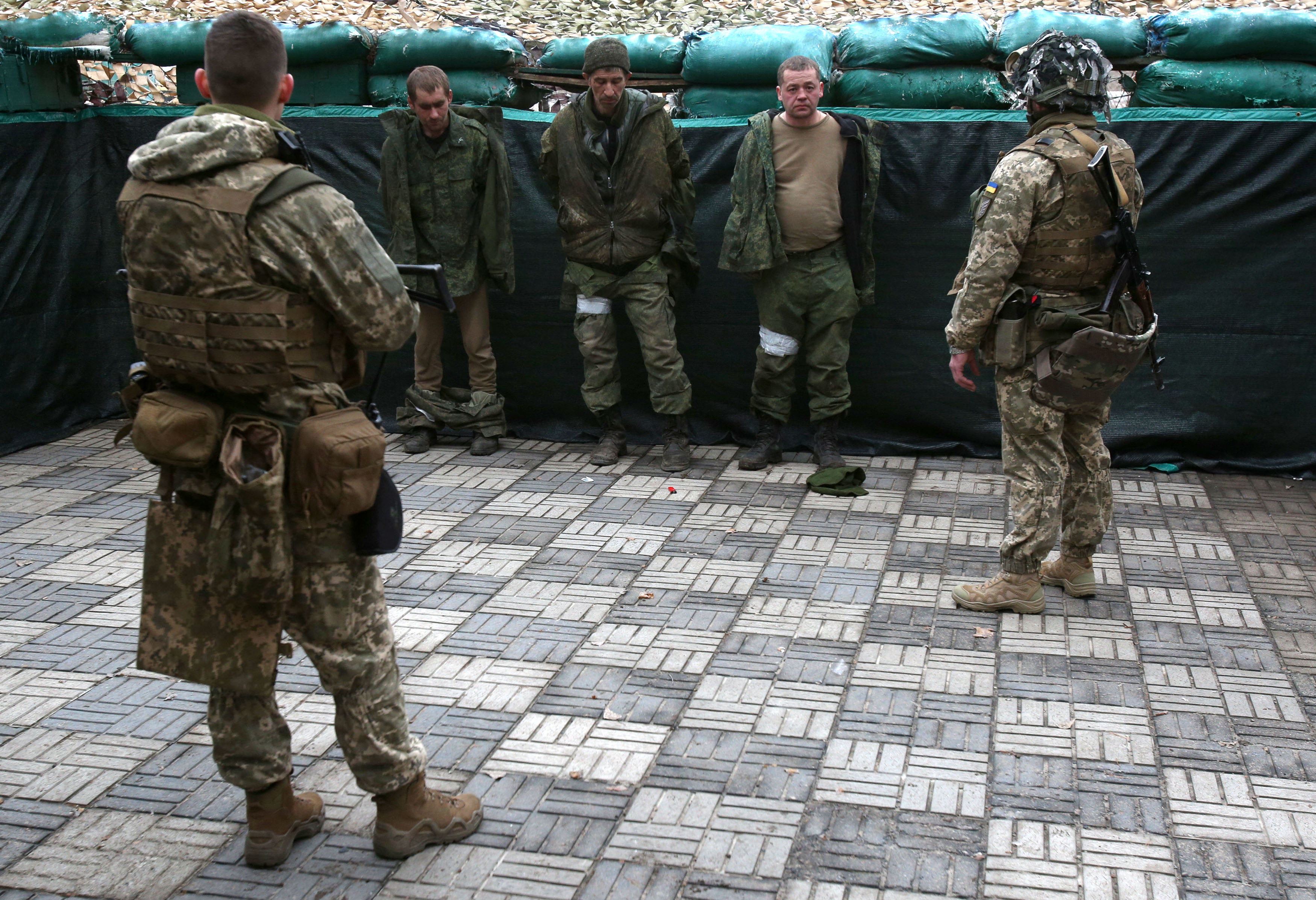 Ejército ucraniano invitó  a madres de soldados rusos capturados a ir a buscarlos a Ucrania