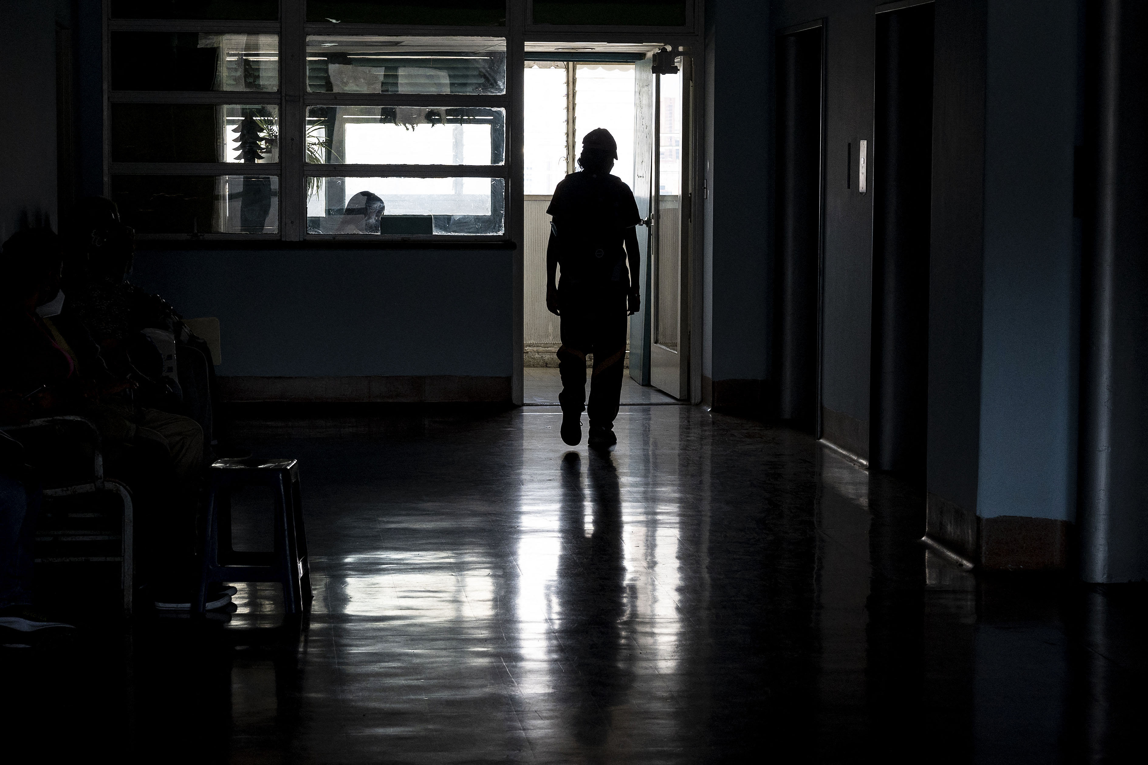 Monitor Salud: Crisis eléctrica sigue impactando la operatividad de hospitales en Venezuela