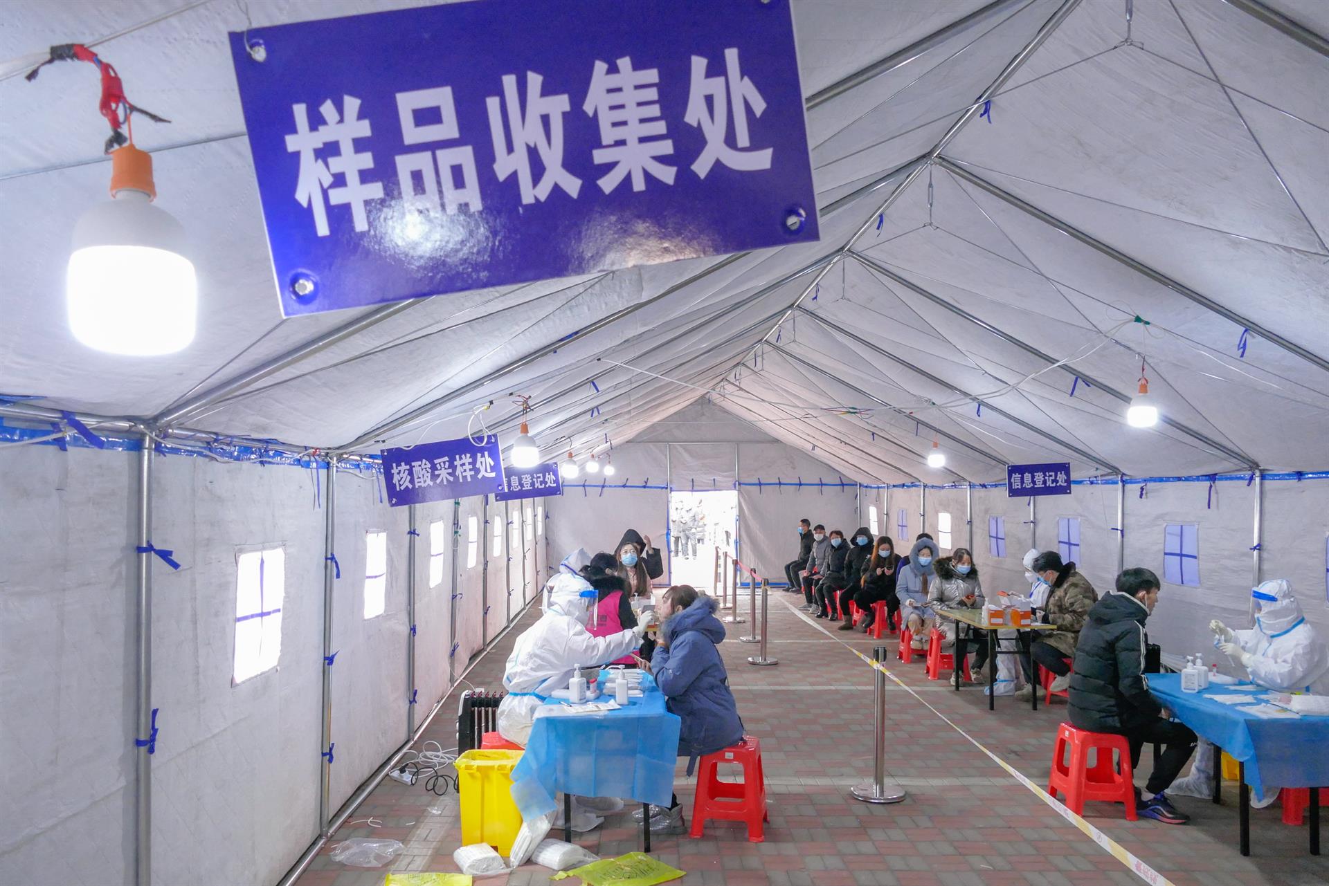 Provincia china con mayor rebrote de Covid se apresura a construir hospitales