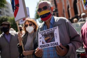 Jubilados salen a protestar este #22Sep para exigir aumento en las pensiones