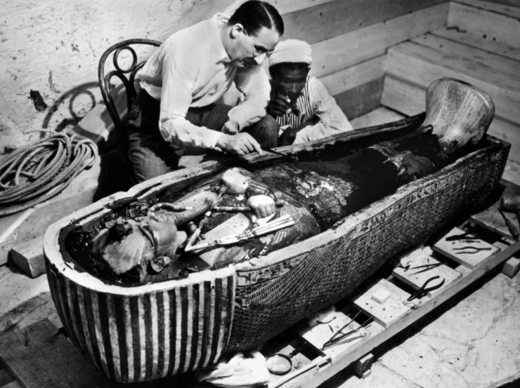 Un siglo del descubrimiento de la tumba de Tutankamón y los secretos que guarda del Valle de los Reyes