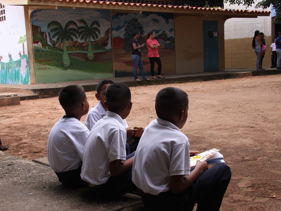 Docentes urgen crear medidas y normas para frenar acoso escolar en Venezuela