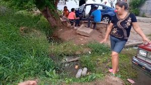 “Aquí estamos tomando agua de cloacas”: Vecina en Bolívar denuncia alarmante crisis sanitaria