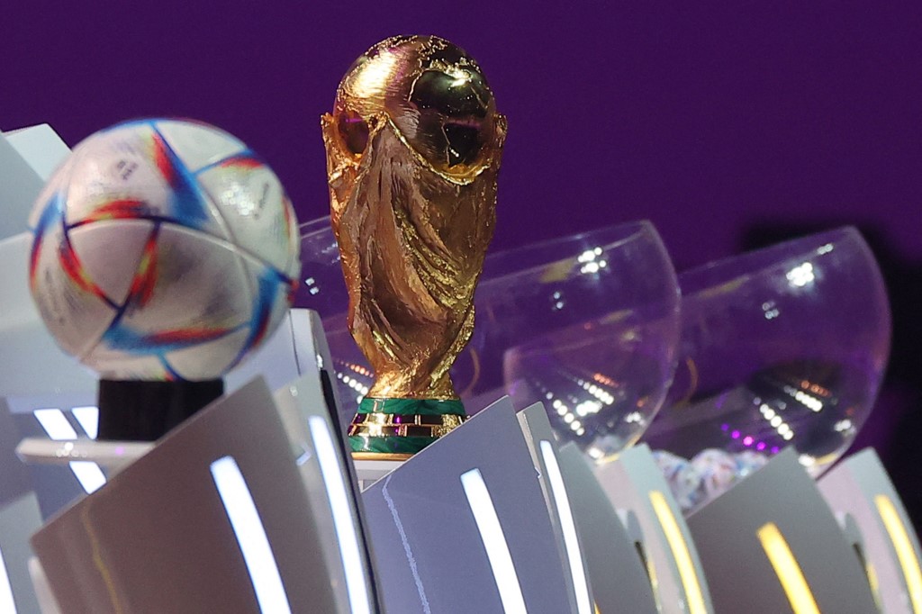 Selecciones podrán convocar a 26 futbolistas para Qatar 2022 tras aprobación de nueva regla Fifa