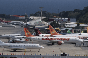 Apertura de vuelos a Colombia saca a Venezuela del aislamiento