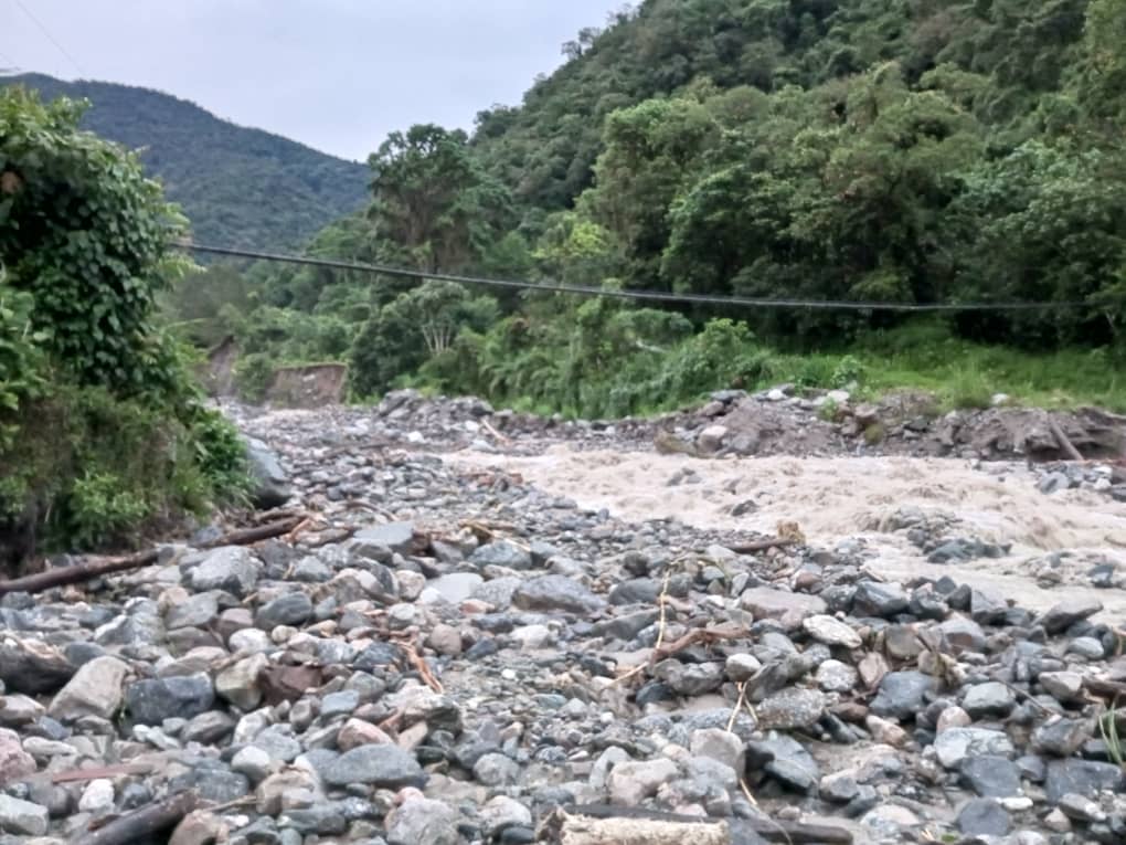 Emergencia en Mérida: Lluvias causan estragos y dejan incomunicados a pobladores en Jají (VIDEO) #22Abr