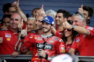 Francesco Bagnaia conquista el Gran Premio de España de MotoGP por delante de Quartararo