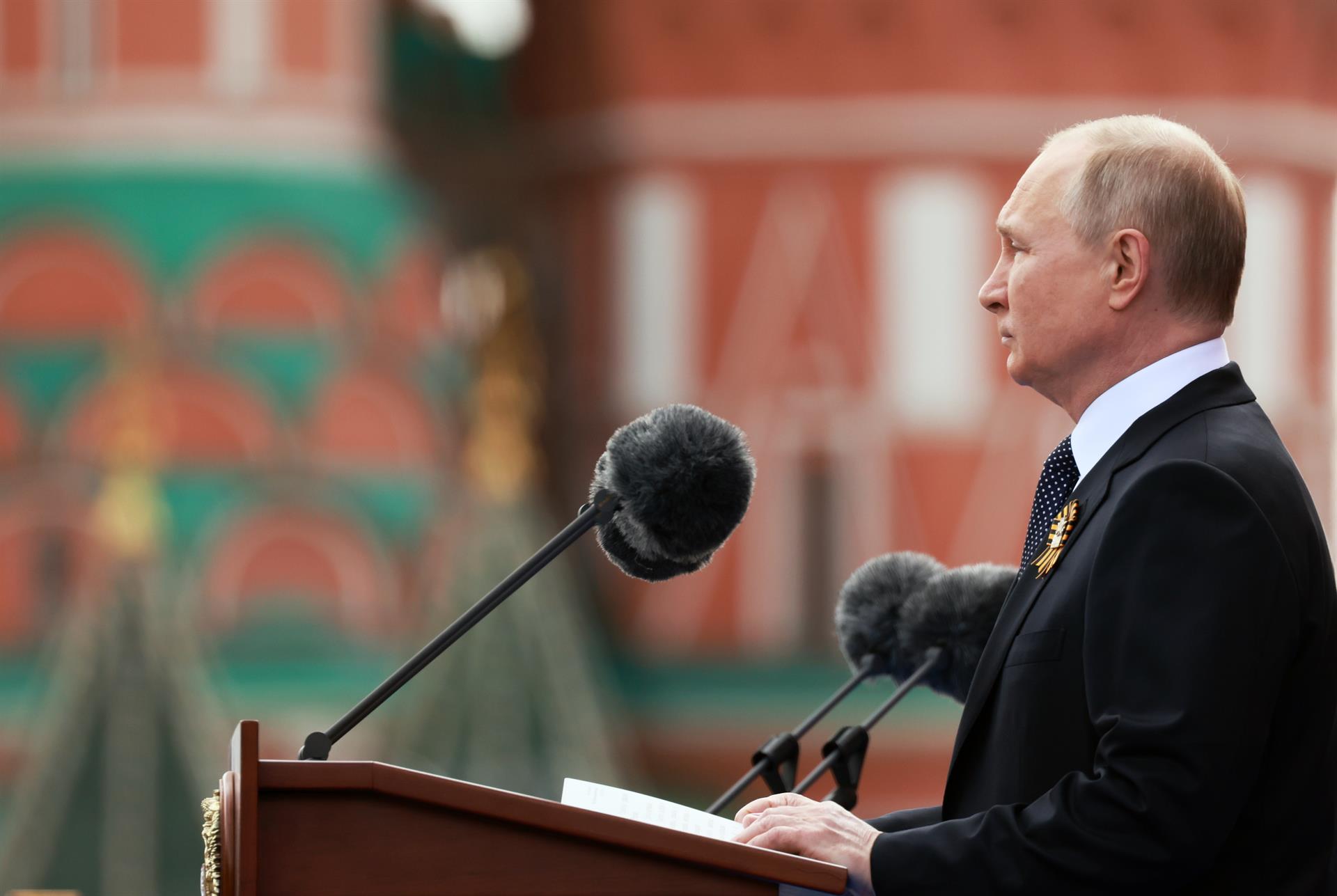 Kremlin no ve intercambio de presos como paso hacia mejora de lazos con EEUU