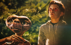 “E.T.” de Steven Spielberg cumple cuarenta años: todo sobre el clásico más querido de los ochenta