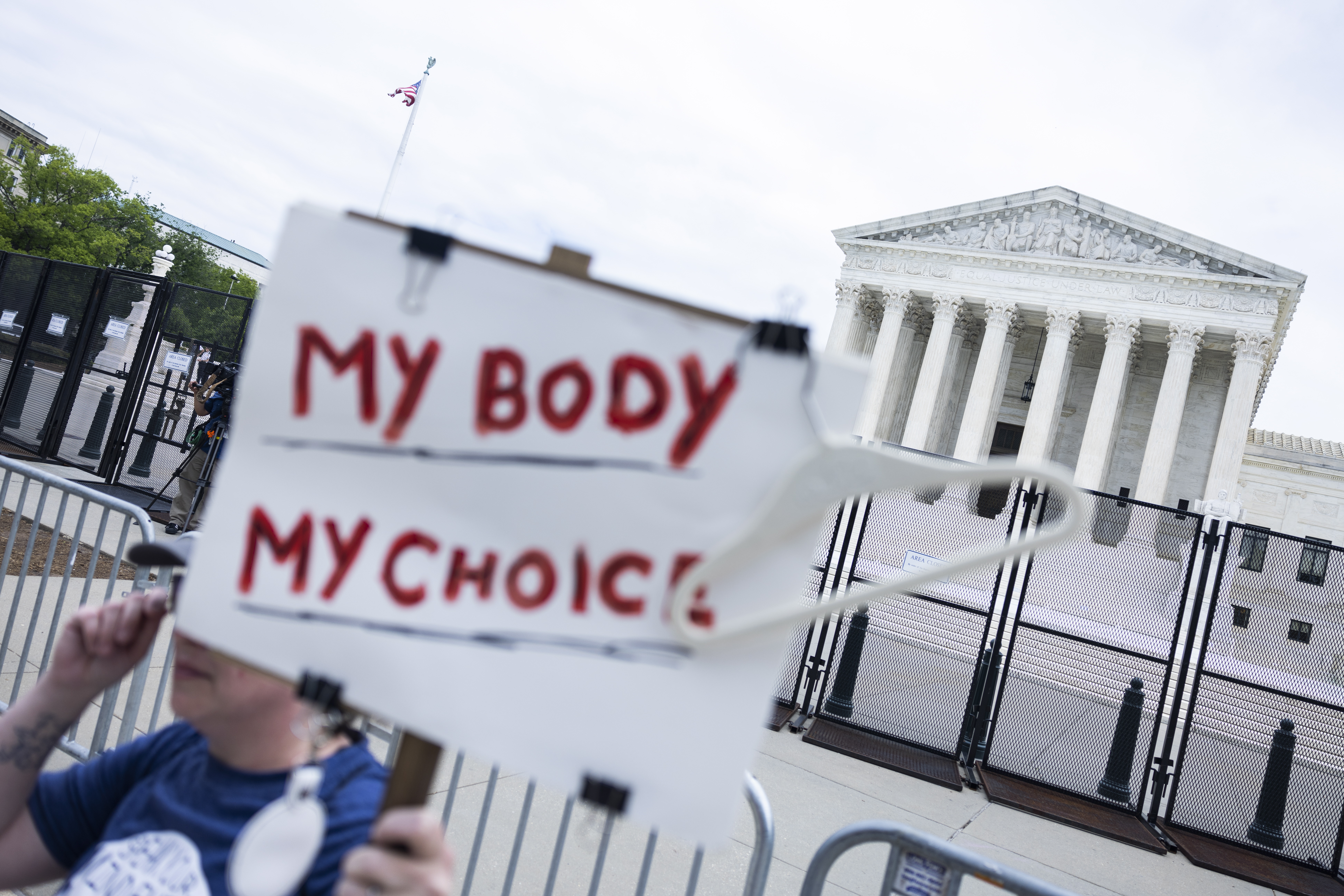 Biden arremetió contra republicanos por bloquear voto sobre el aborto en el Senado