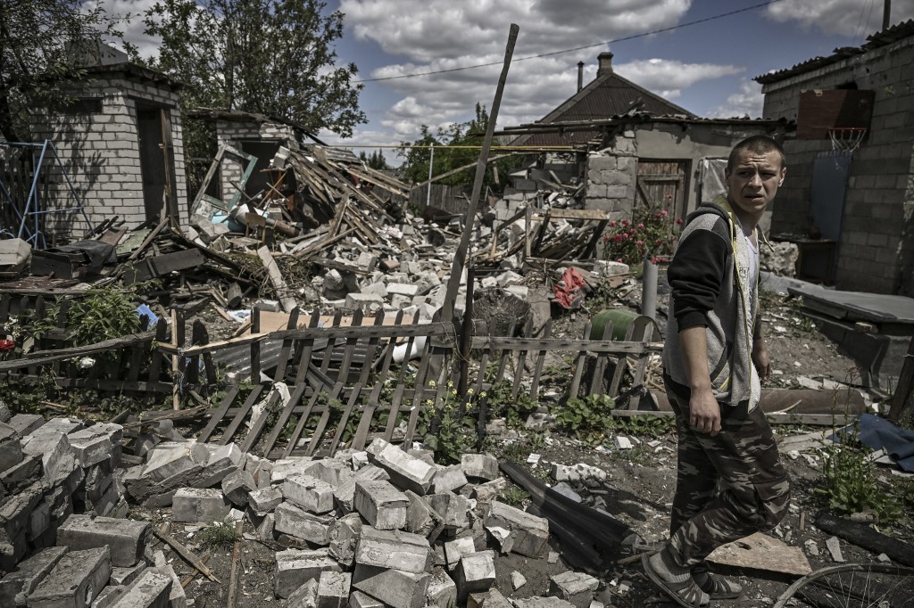 “Cada día arde algo”: desesperación en la línea del frente ucraniano