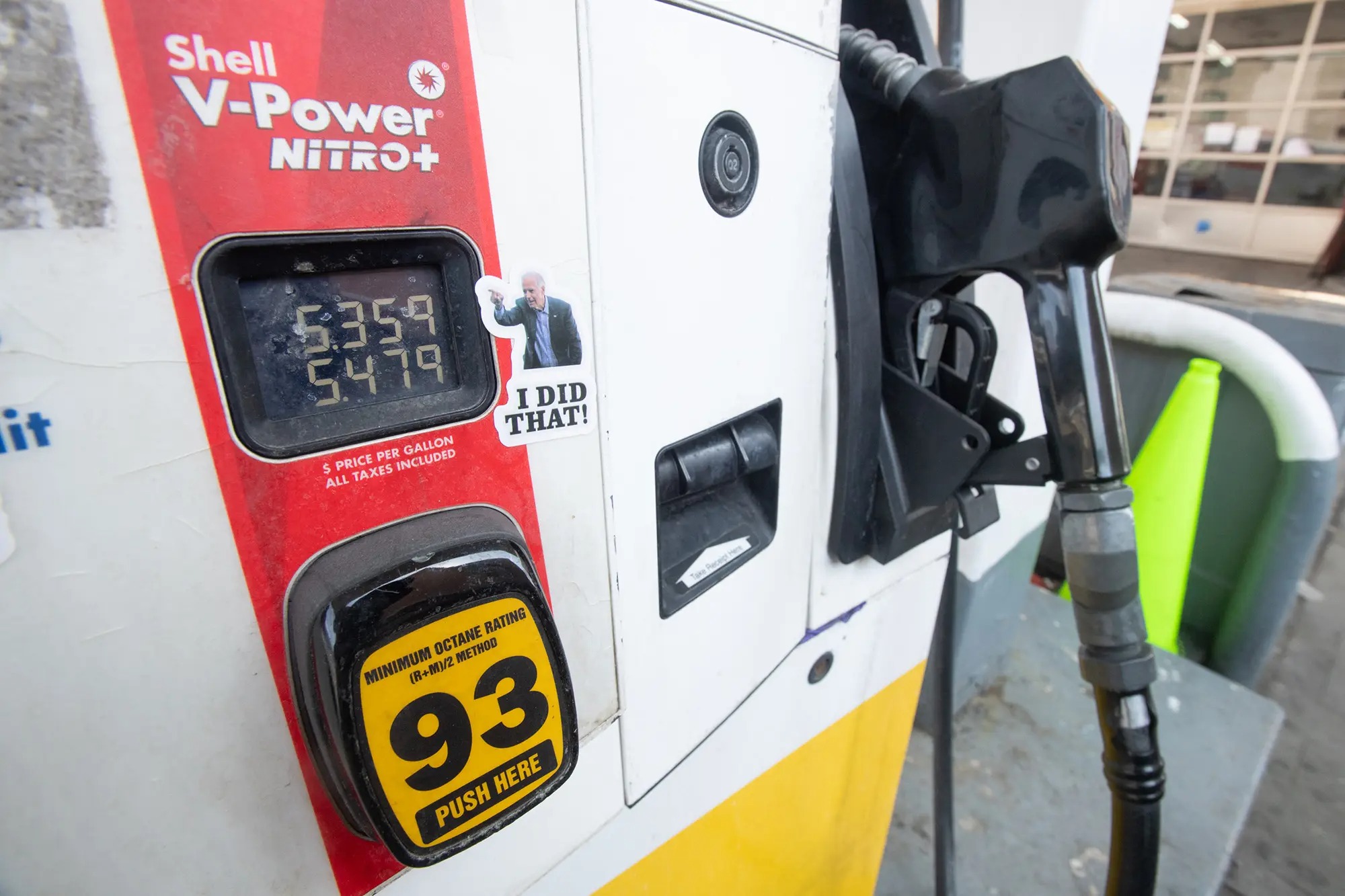 El precio de la gasolina y la economía dictarán los resultados de las elecciones en EEUU