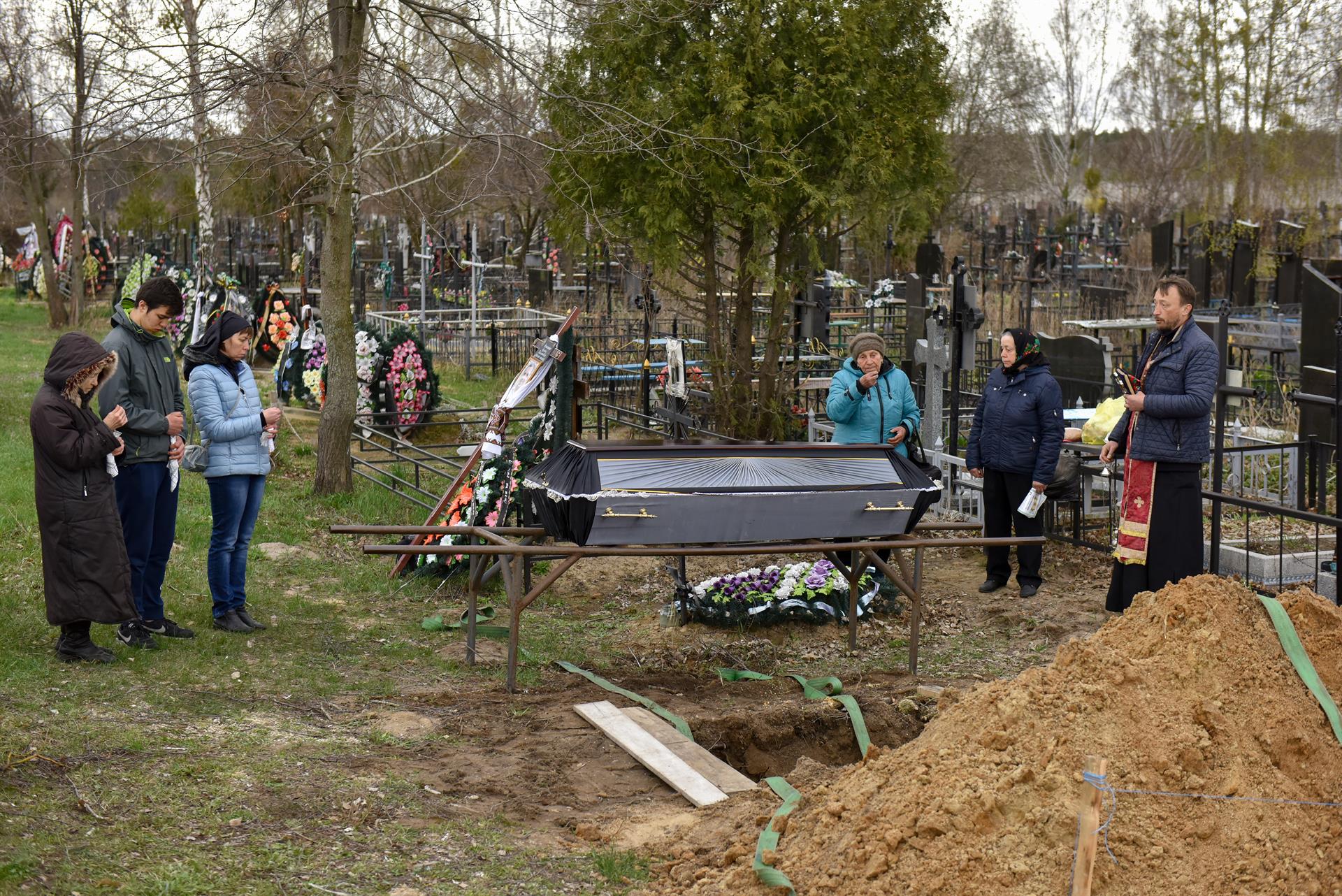 Recuperados 1.314 cuerpos de civiles en Kiev, abatidos en su mayoría a tiros