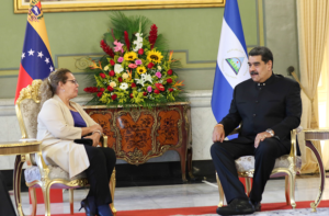 Maduro recibió cartas credenciales de embajadores de México y Nicaragua