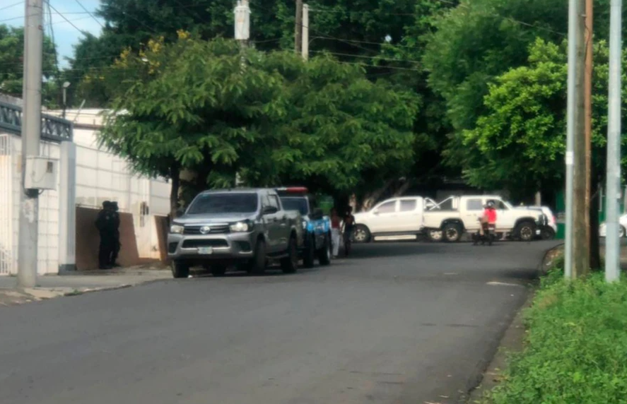 Policía de Nicaragua allanó otro medio de comunicación crítico con Daniel Ortega
