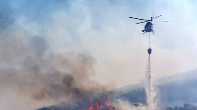 La ola de incendios en España da una tregua con algunos fuegos controlados