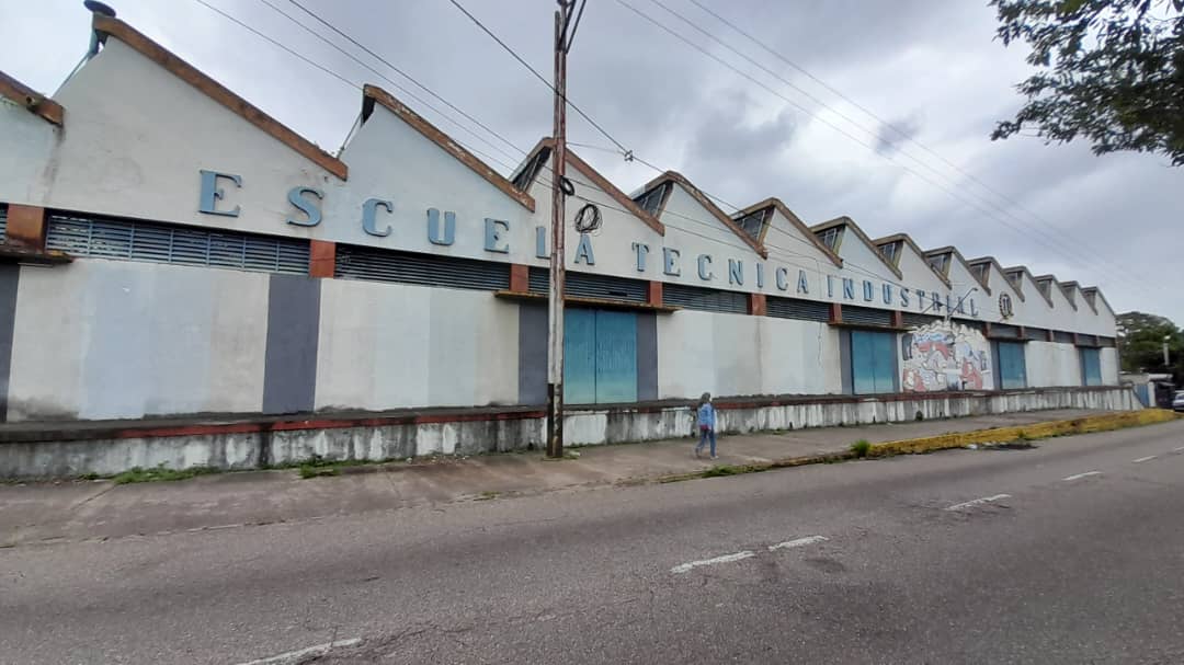 Claman por vigilancia en Escuela Técnica Robinsoniana Eleazar López Contreras en Táchira (IMÁGENES)