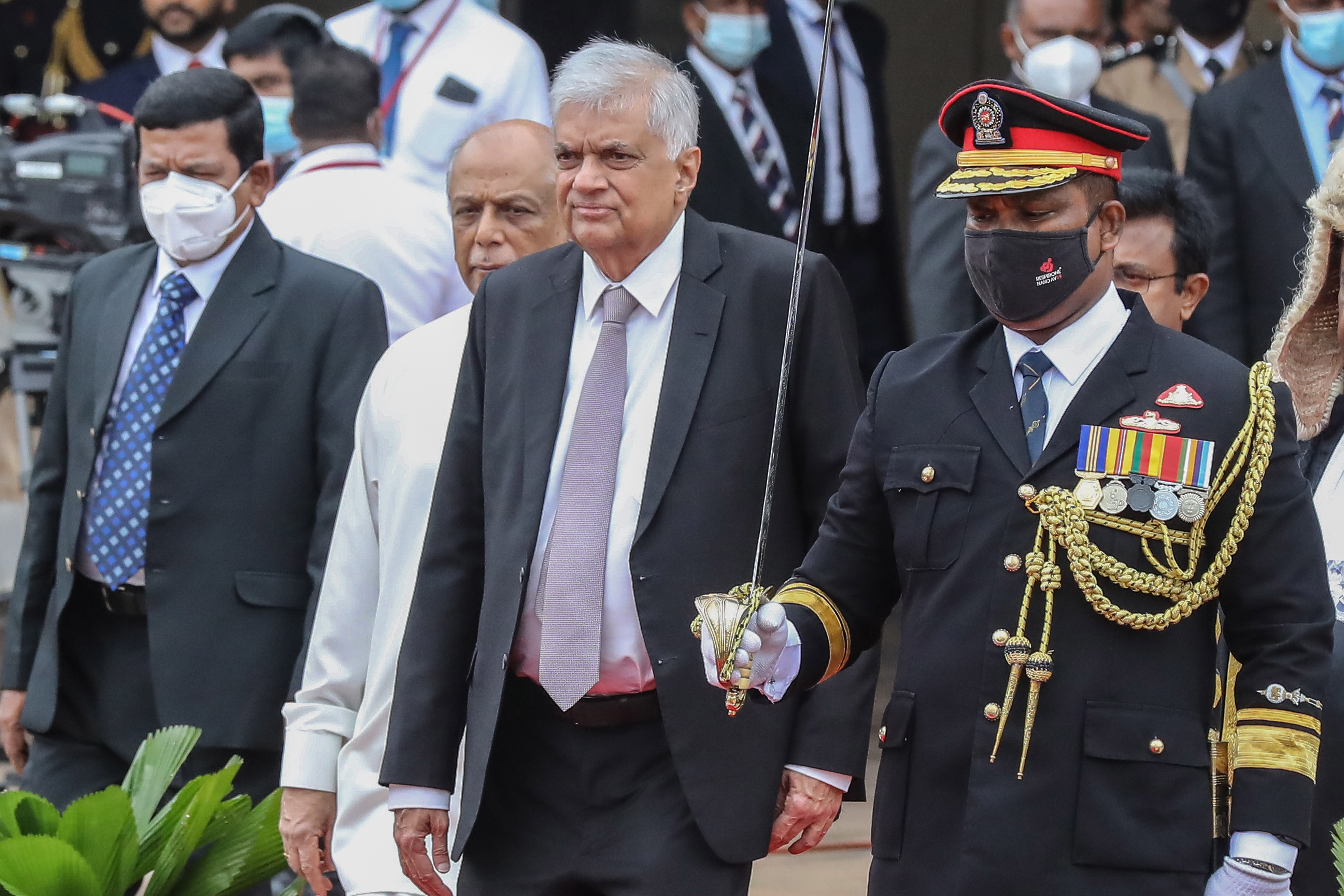 Presidente de Sri Lanka dice que la nación enfrenta un “grave peligro” y pide la unión del país