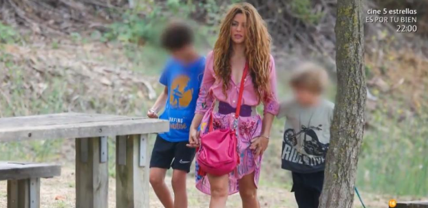 Shakira junto a sus hijos tras la aparición pública de Piqué y su nueva pareja