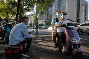 La ciudad china de Shigatse amplia tres días las restricciones de movilidad
