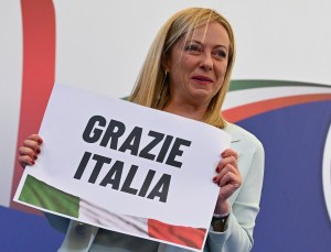 Quién es Giorgia Meloni, la única mujer en convertirse primera ministra de Italia