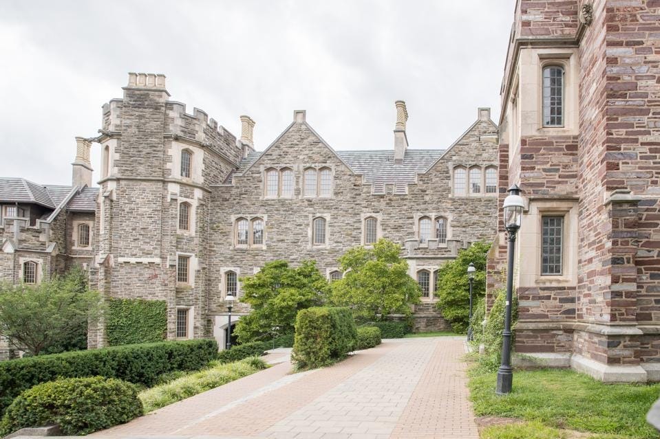 Princeton y Williams College encabezan el ranking de las mejores universidades de EEUU en 2022