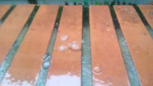 IMÁGENES: Caraqueños reportaron fuerte lluvia con granizo en la ciudad este #25Sep