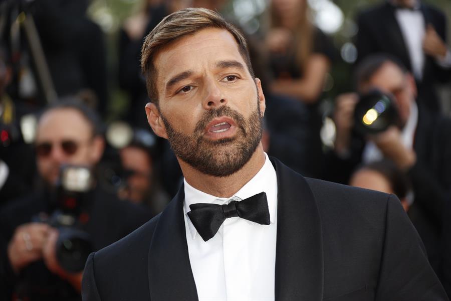 Ricky Martin contraataca y demanda a su joven sobrino por acusarlo de abusos