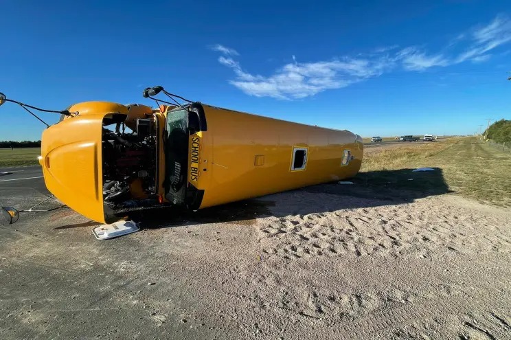 El grave accidente de un autobús escolar en Nebraska que dejó más de una decena de niños heridos