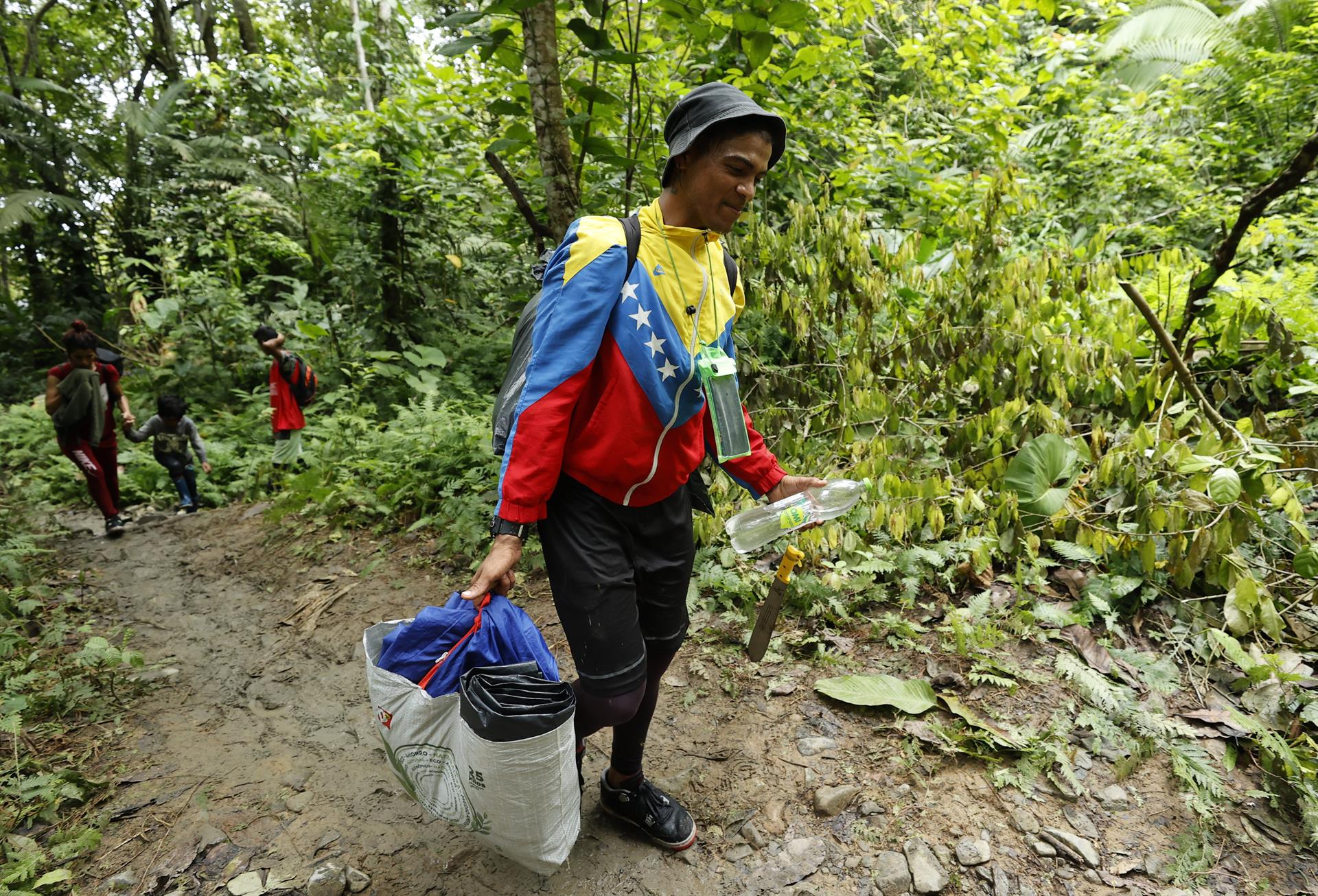 Éxodo venezolano lideró el paso por el Darién, más de 100 mil migrantes cruzaron la selva