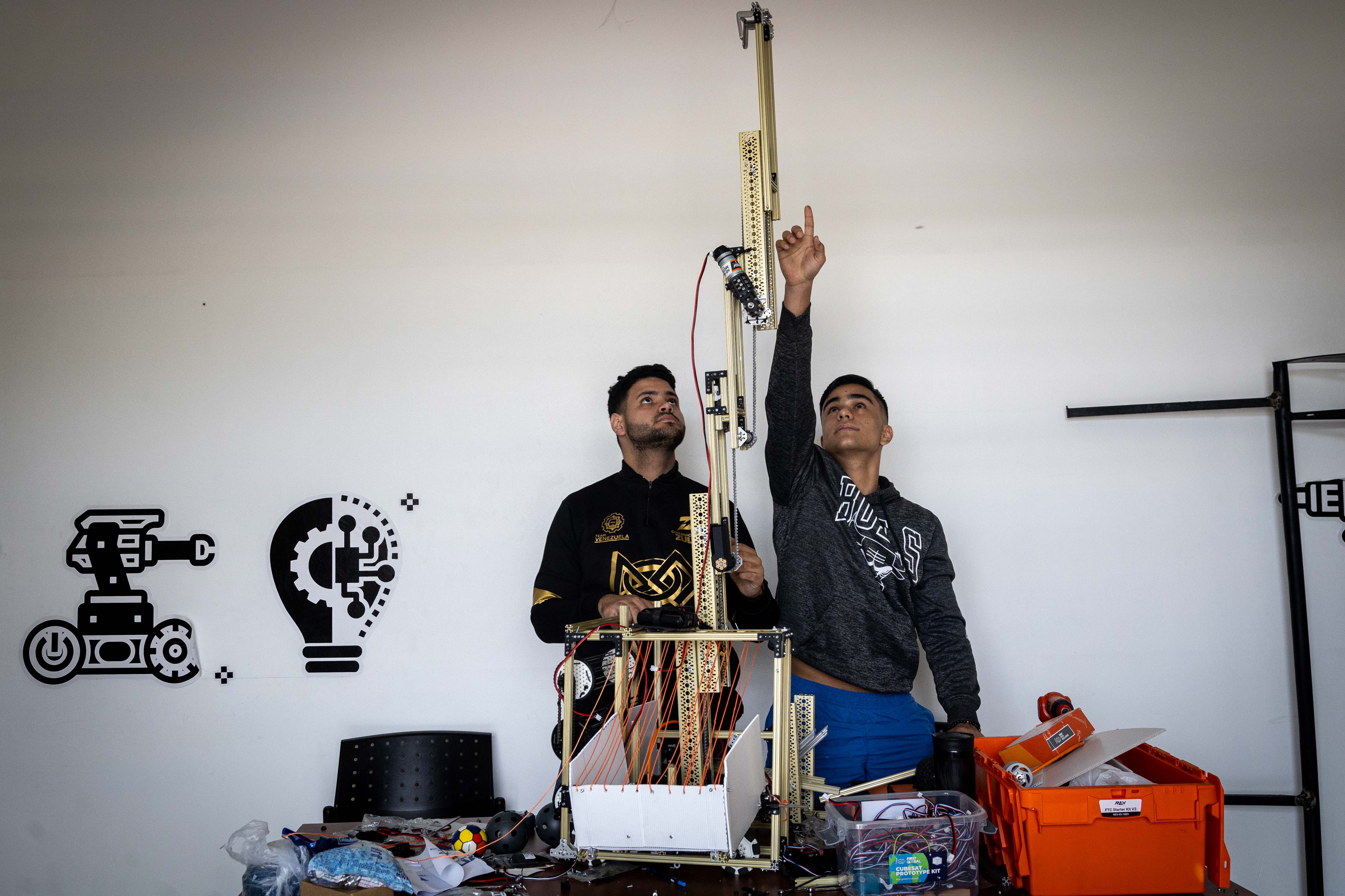 “Catatumbo”, una máquina venezolana que busca impactar en el Mundial de Robótica (FOTOS)