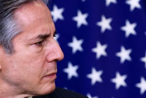 Blinken pidió “medidas urgentes” para frenar tensiones entre palestinos e israelíes