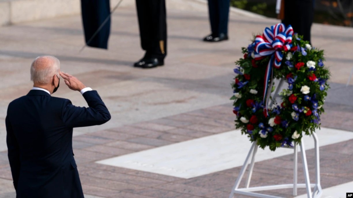Día de los Veteranos: EEUU rinde homenaje a todos los que han servido en las fuerzas armadas (Video)