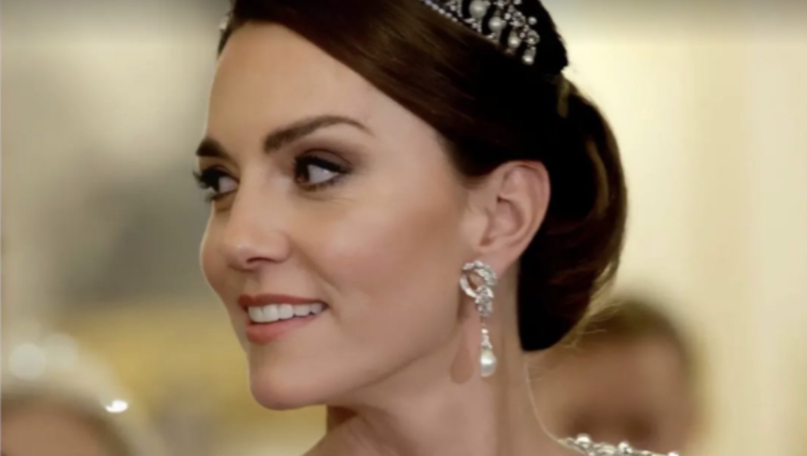 Kate Middleton deslumbra en su última aparición y levanta sospechas sobre retoques en el rostro