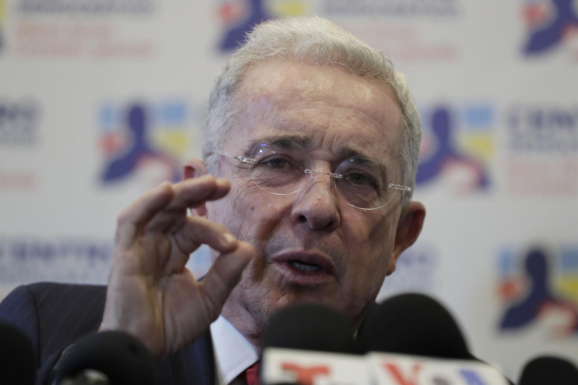 Álvaro Uribe asegura que será llamado a juicio por presunta manipulación de testigos (Video)